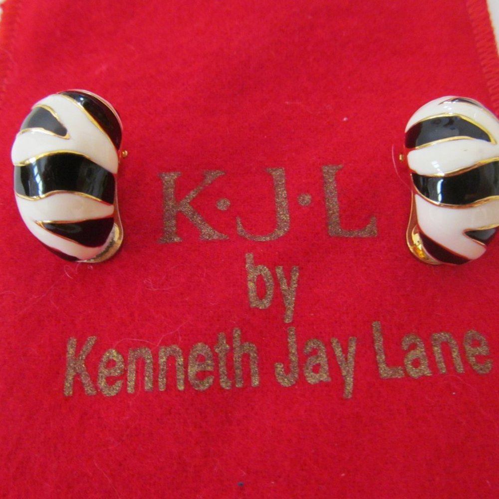 NEW KJL VINTAGE CLIP EARRINGS BLACK & WHITE ENAMEL